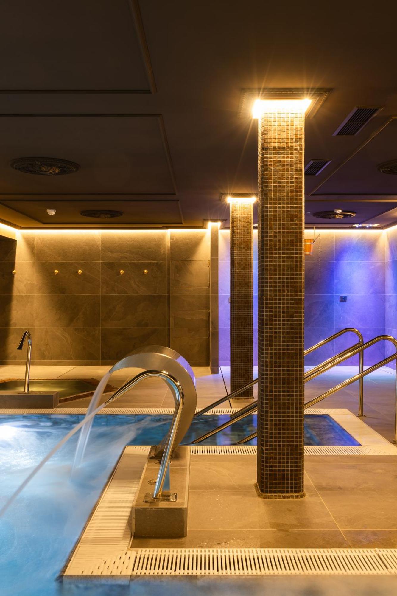 Hotel Nicol's San Sebastián Esterno foto